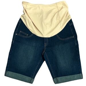 Kimi and Kai Maternity Denim Shorts Size 28 pregnancy pregnant comfy stretch